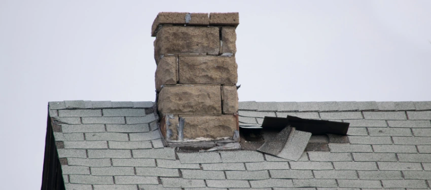 5 Helpful Tips to Avoid Roofing Problems at Home blog image