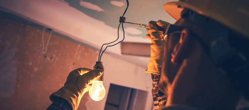 Common Reasons People Call An Electrician blog image